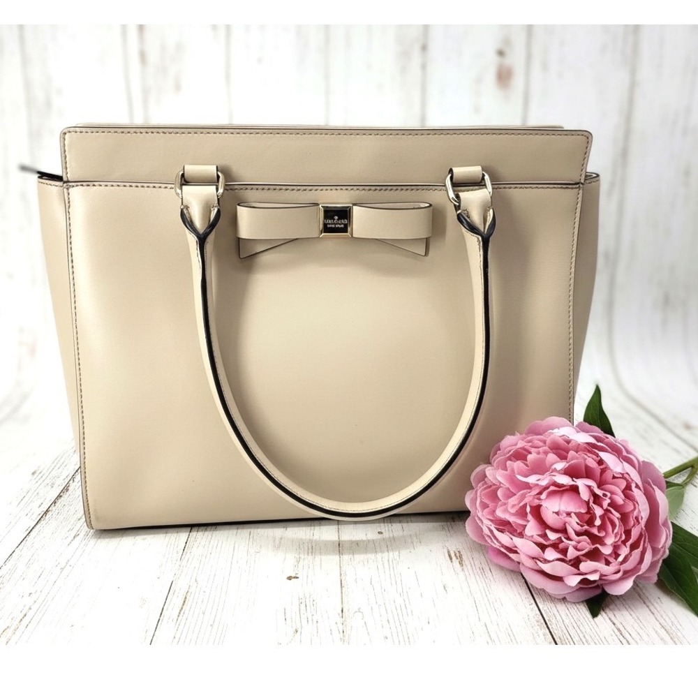 Kate Spade Bow Tote Beige Saffiano Leather Bag Salmon Interior‎ Large